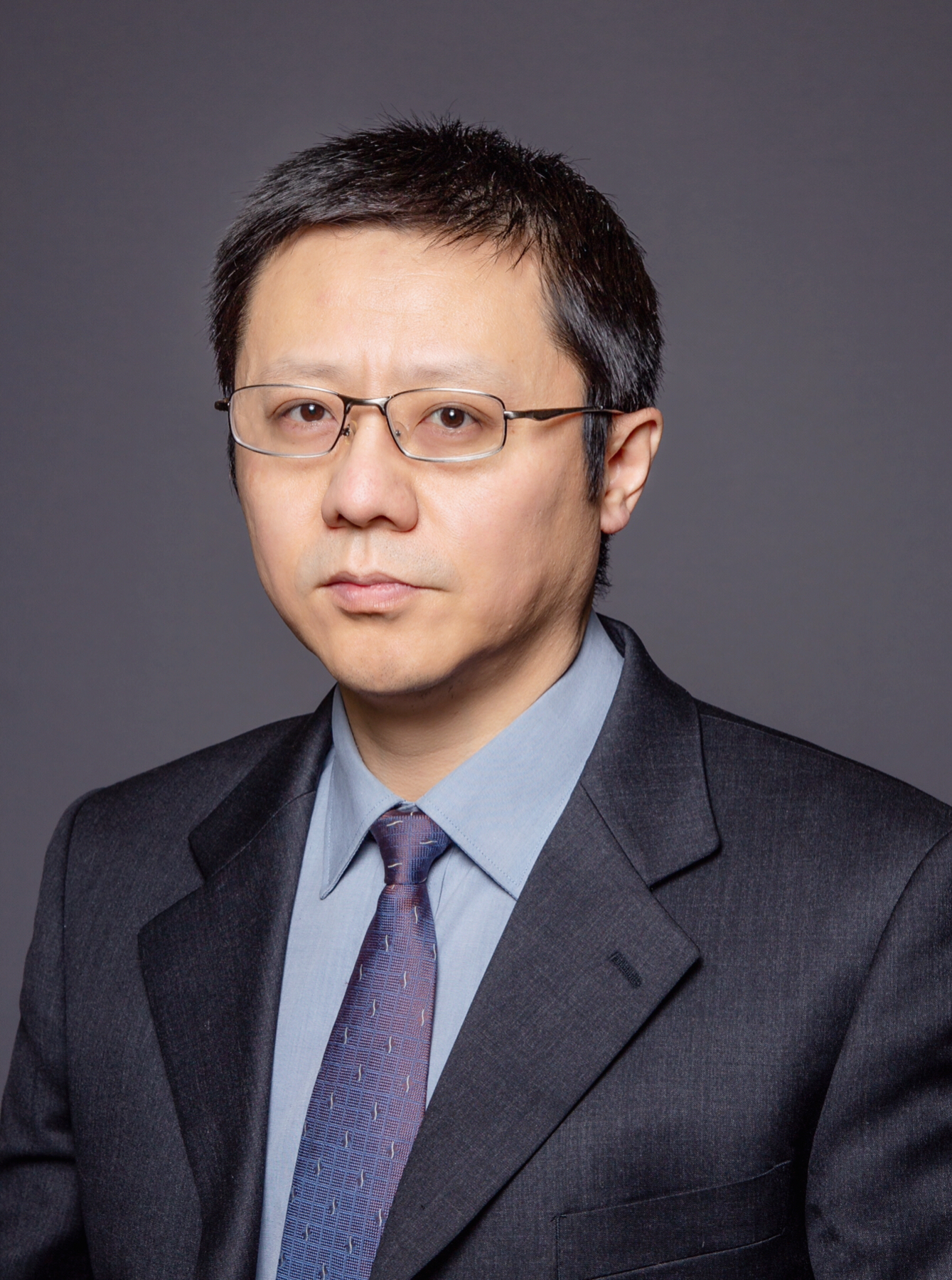 Headshot portrait of Jiong Li