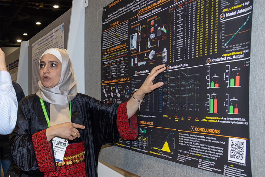 Asma M. AlTewari explaining research findings