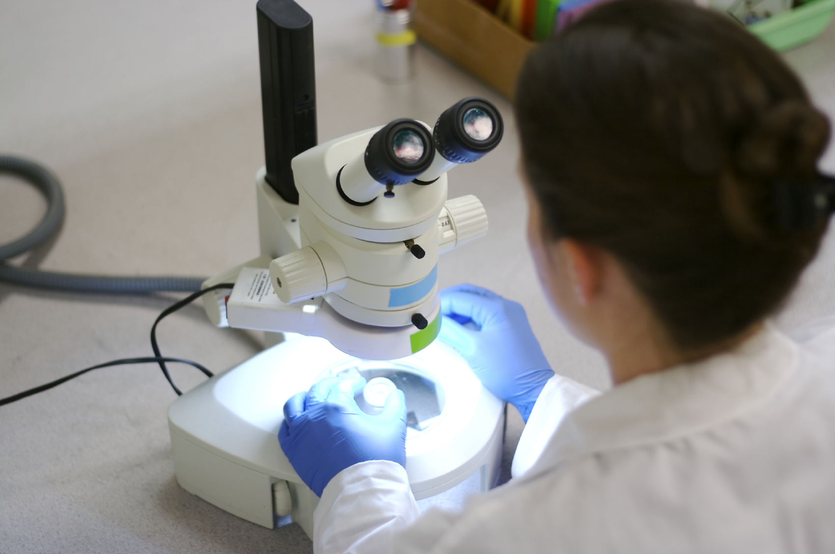 Lab_Microscope_360x240